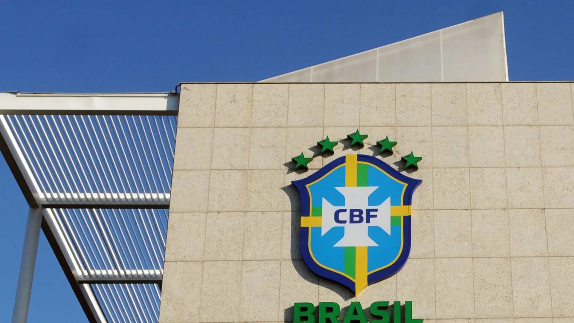 CBF quer ao menos 10 sedes para Copa feminina; Fifa bate martelo em março