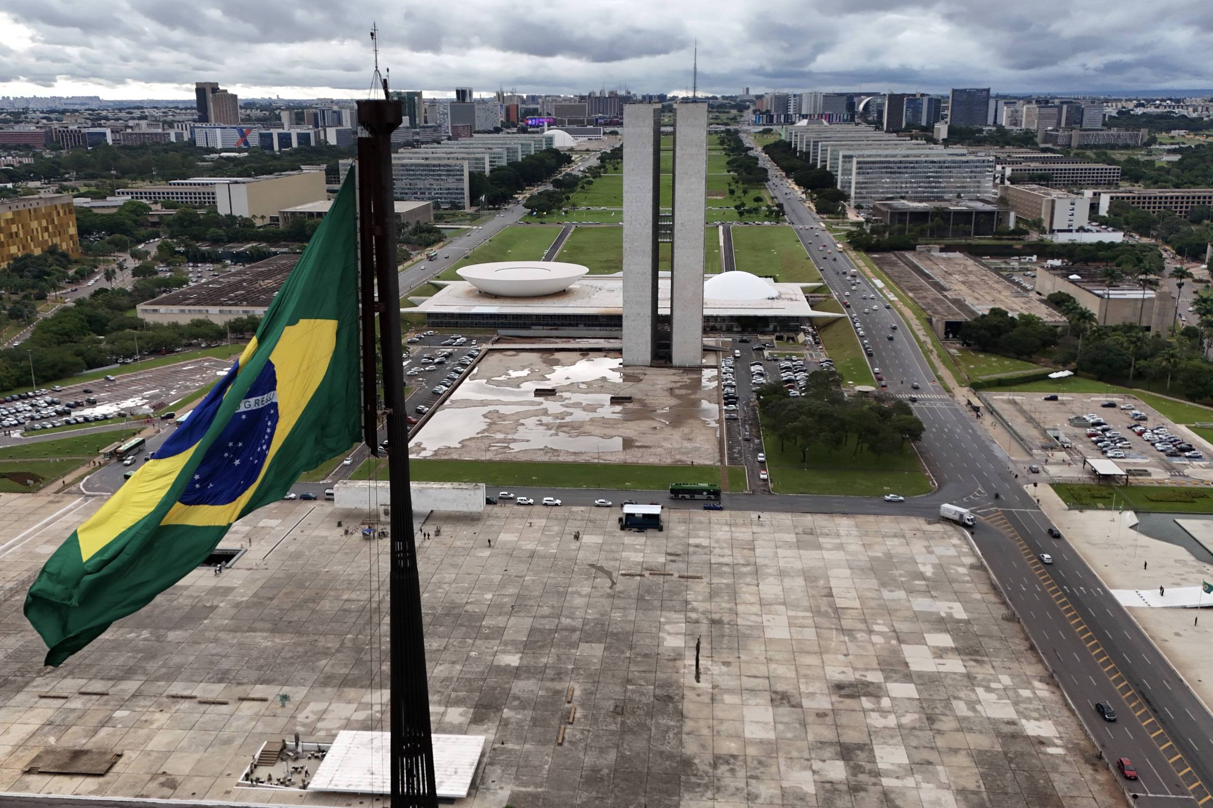 O Brasil exibe paradoxo de pouca corrupção trivial e alta corrupção institucional - 16/02/2025 - Marcus Melo