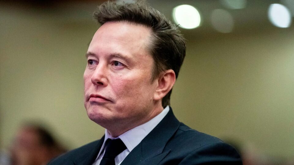 Musk faz acordo com Telegram para integrar Grok ao aplicativo