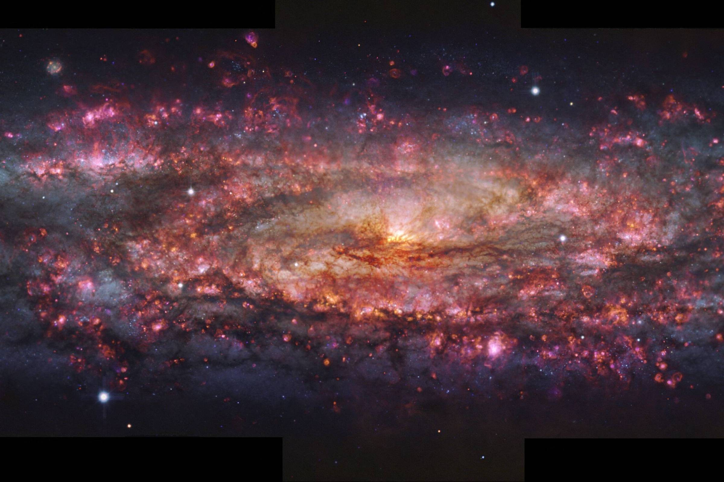 Nova imagem de galáxia captura suas diferentes cores - 18/06/2025 - Ciência