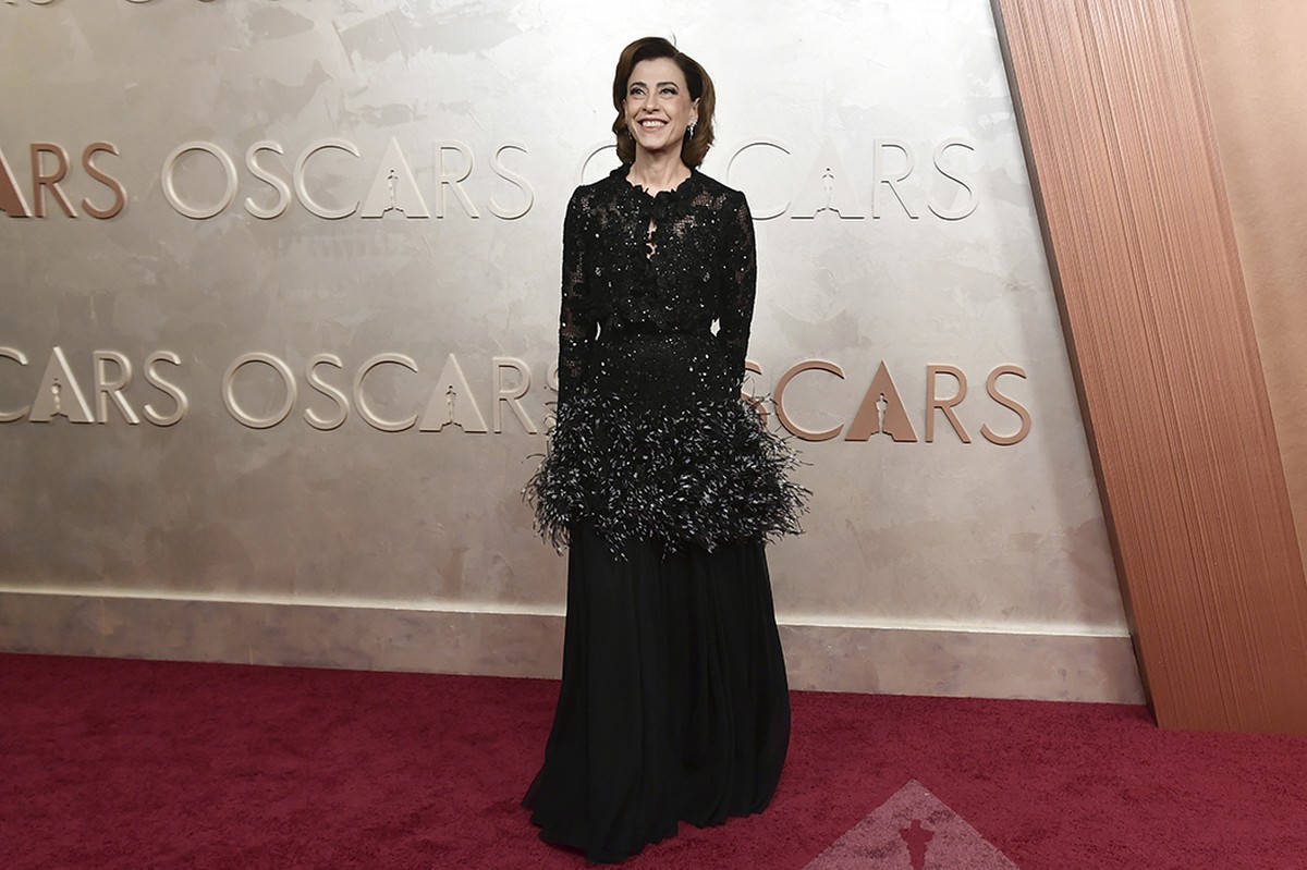 Fernanda Torres e outros 9 brasileiros são convidados a participar da Academia do Oscar | Eu &