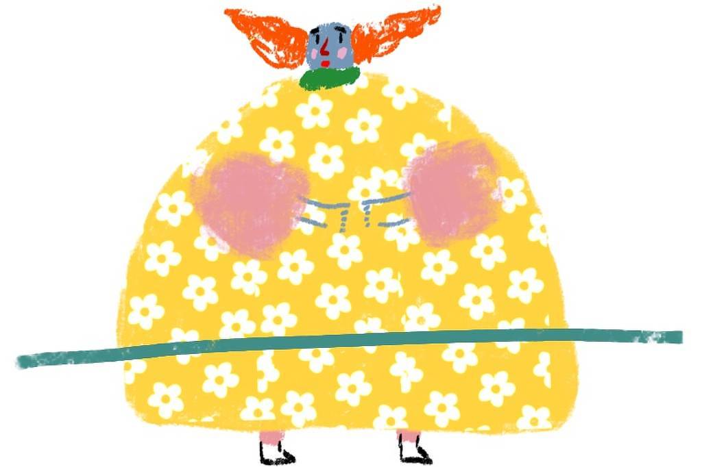 A imagem apresenta uma personagem desenhada de forma estilizada, com um vestido amarelo coberto de flores brancas. A personagem tem cabelo vermelho em formato de chifres e um rosto com traços simples, incluindo um sorriso e bochechas rosadas. Ela está segurando algo com as mãos, que são grandes e redondas, e há uma linha azul horizontal na parte inferior da imagem.