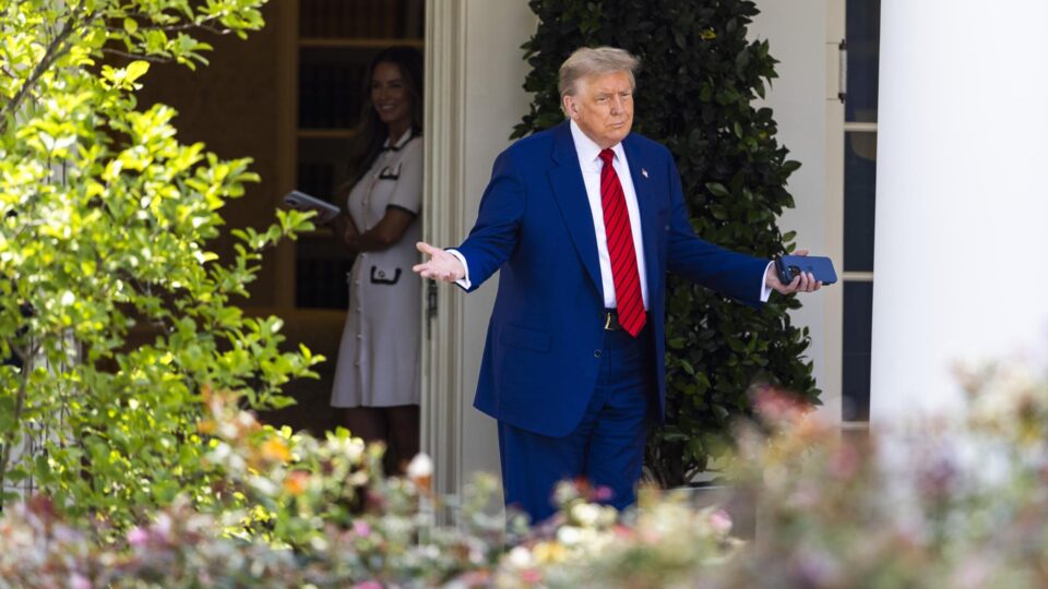 Trump anuncia “ataque bem-sucedido” a usinas nucleares do Irã