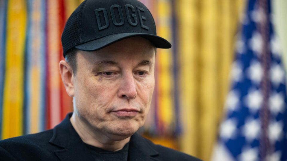 Trump se diz “decepcionado” com Musk após críticas