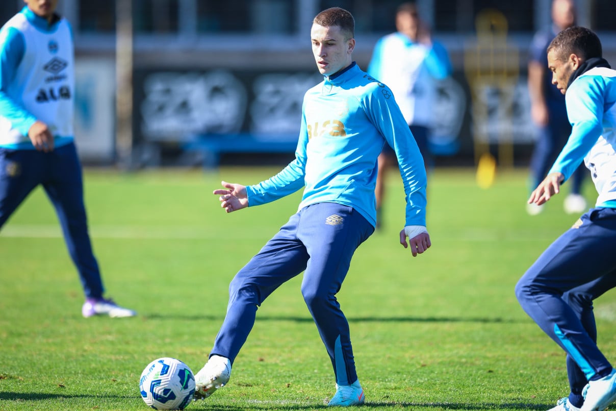Revigorado, Grêmio volta ao Brasileirão medindo forças com o Cruzeiro