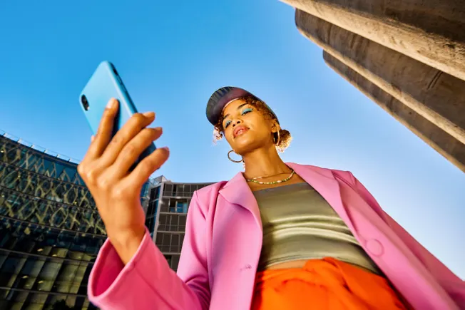 A música Accenture adquire superdigital quando o marketing muda de primeiro