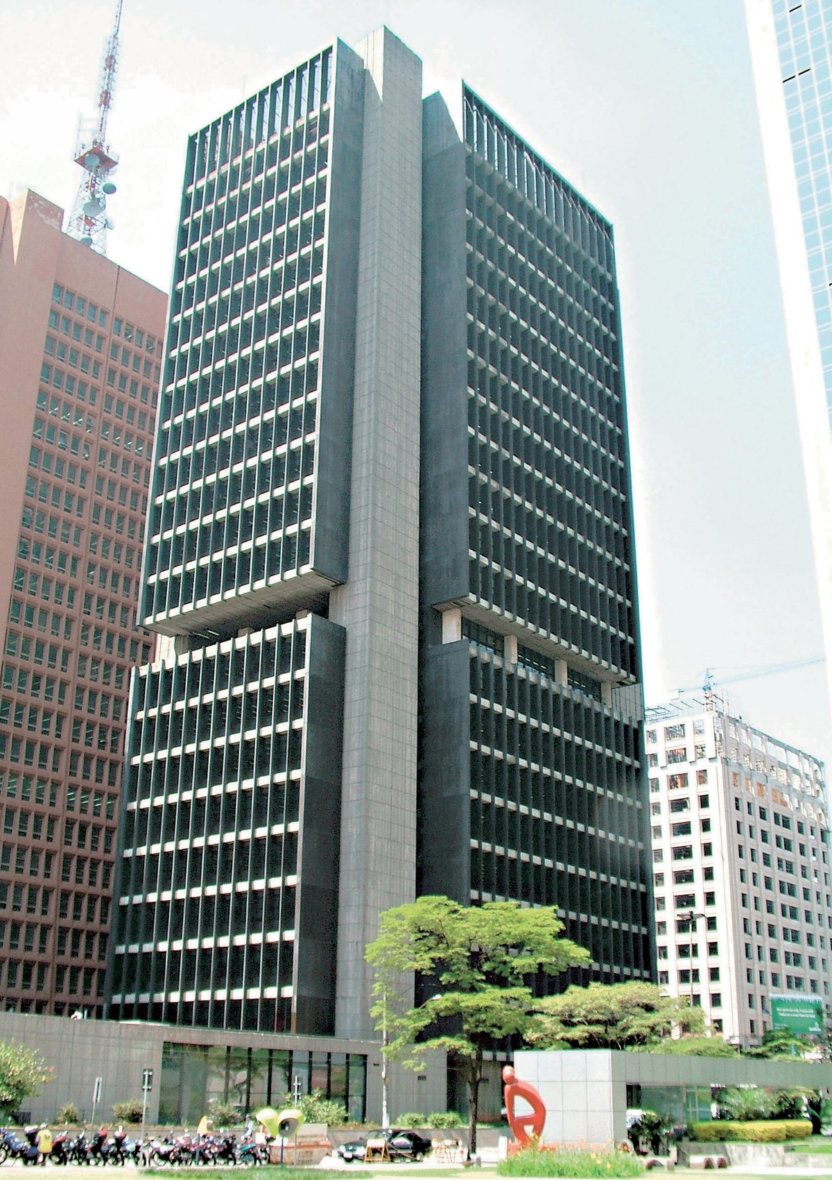 BC altera contribuição e endurece regras para uso de garantia do FGC | Finanças