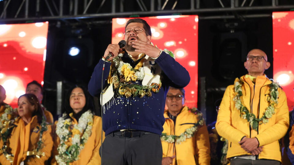 Bolívia realiza eleição com esquerda em xeque