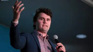 Assassinato de Charlie Kirk é fruto do ódio da esquerda, diz Trump