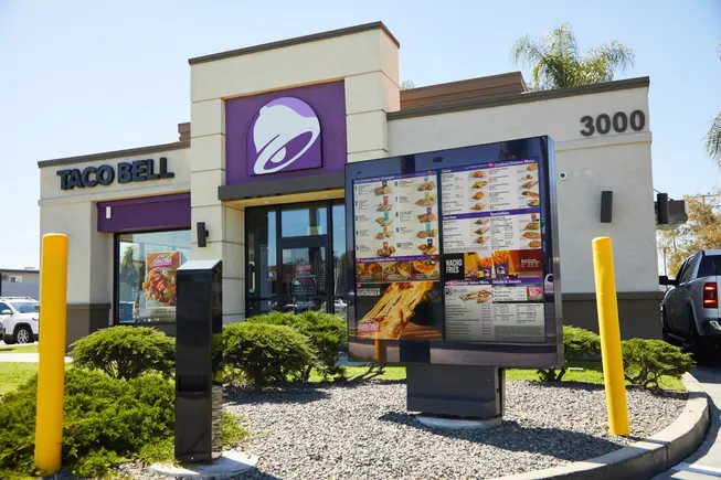 Como o Yum's Ai Factory Superalge o marketing no Taco Bell e além