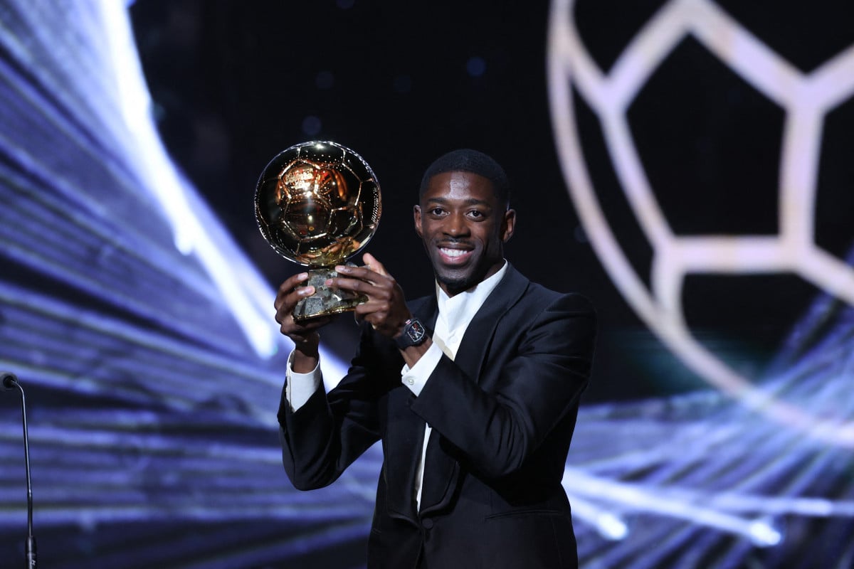 Ousmane Dembélé supera Lamine Yamal e leva a Bola de Ouro 2025
