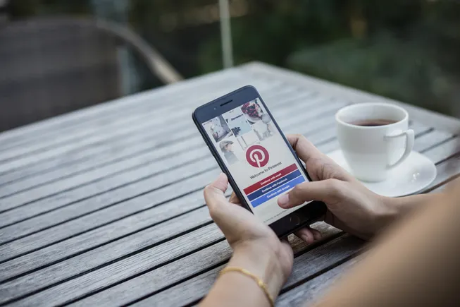 Pinterest mobiliza os pesquisadores da Gen Z, a mídia de varejo com novas ofertas de anúncios
