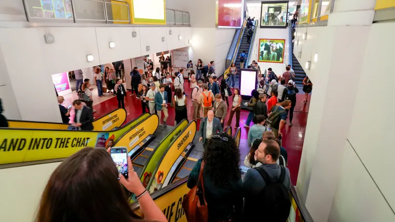 Principais conclusões da Advertising Week 2025 que os profissionais de marketing precisam saber