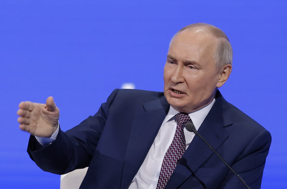 Putin admite que defesa aérea russa derrubou avião da Embraer