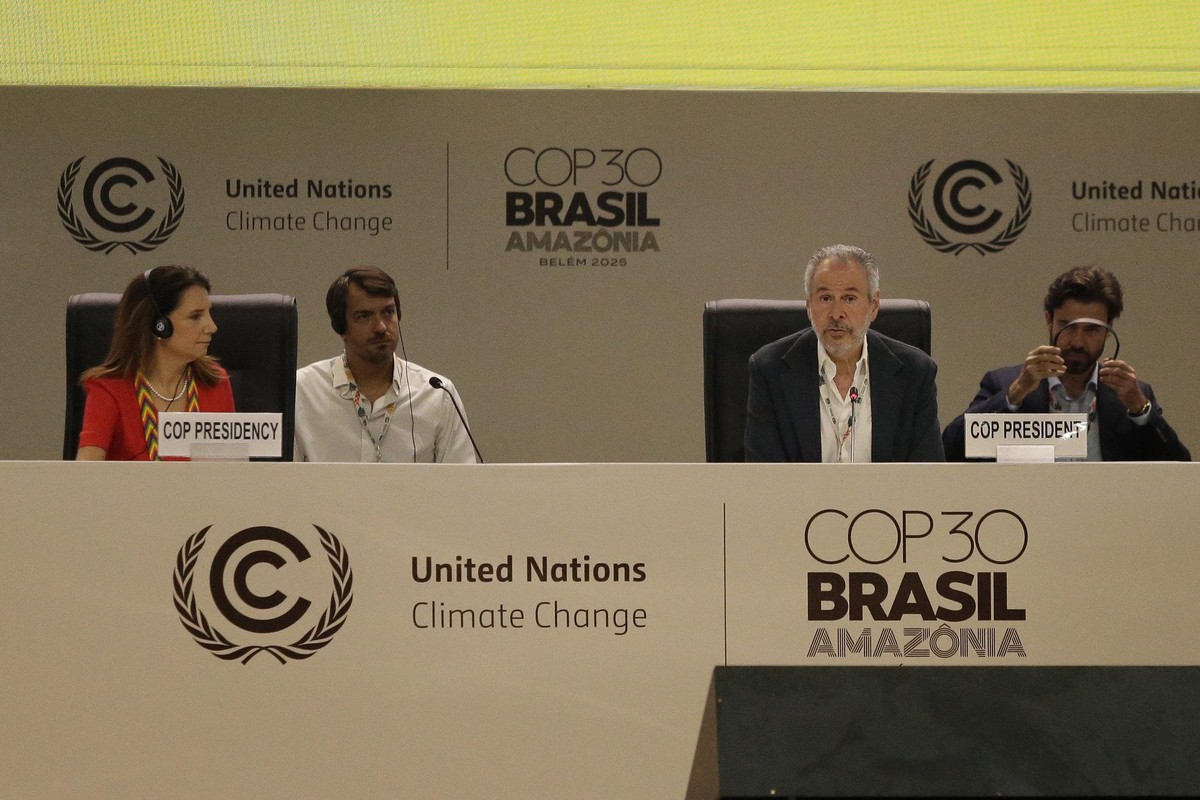 COP30 aprova ‘Mutirão Global’, mas sem roteiro para transição dos combustíveis fósseis | Mundo