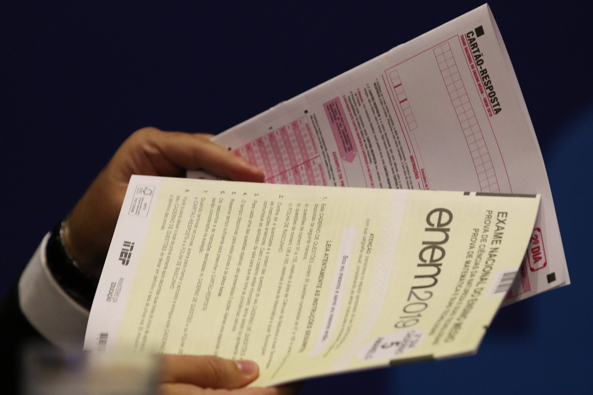 Enem 2025: candidatos realizam segunda etapa da prova neste domingo; veja informações | Brasil
