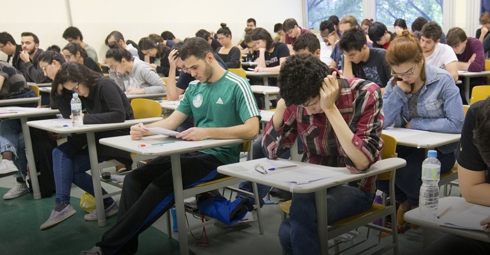 Fuvest tem 1ª fase neste domingo; veja cursos com maior número de candidatos por vaga