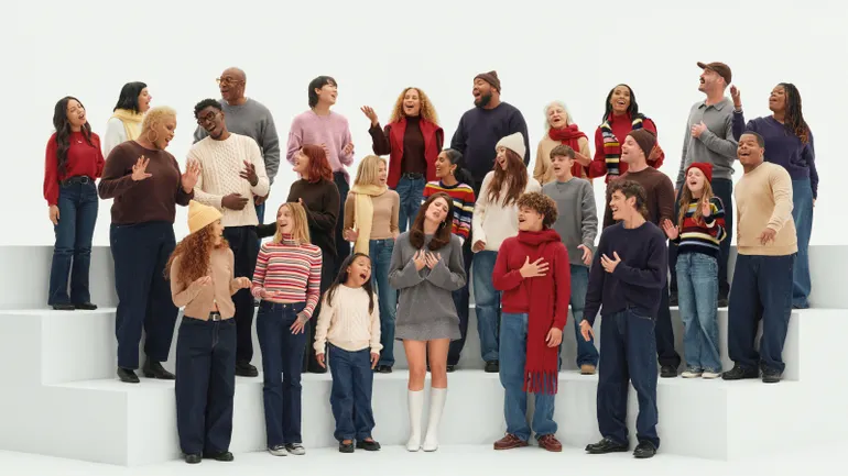 Gap estende campanha de feriado 'Give Your Gift' para promover esperança e unidade