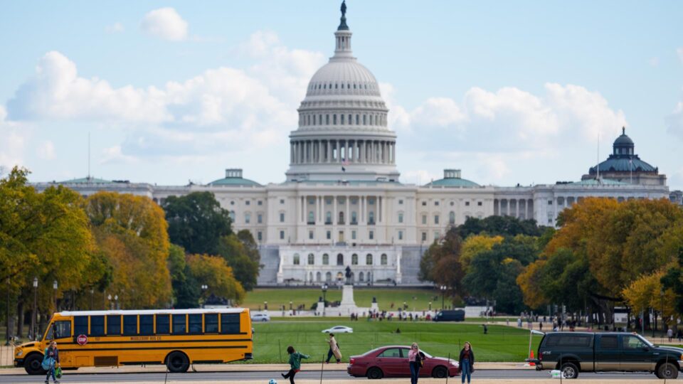 Senado dos EUA supera etapa crucial para encerrar paralisação