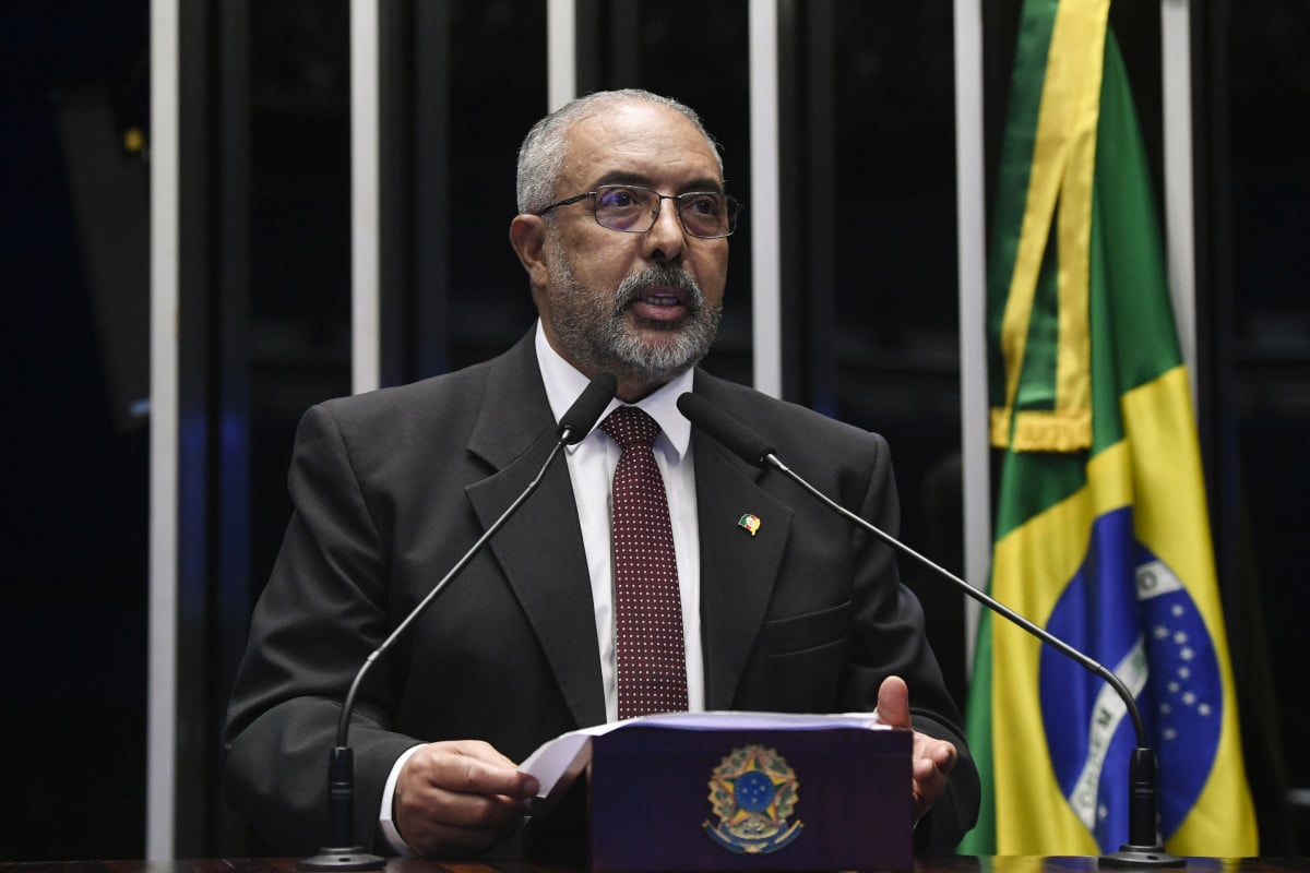 Fim da escala 6x1 requer diálogo, e aprovação pode vir em 2026, diz senador Paulo Paim, autor da PEC