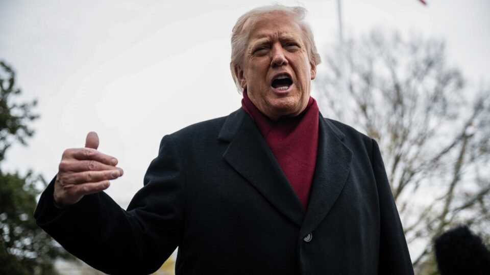 Trump alerta que países que traficam drogas podem sofrer ataque