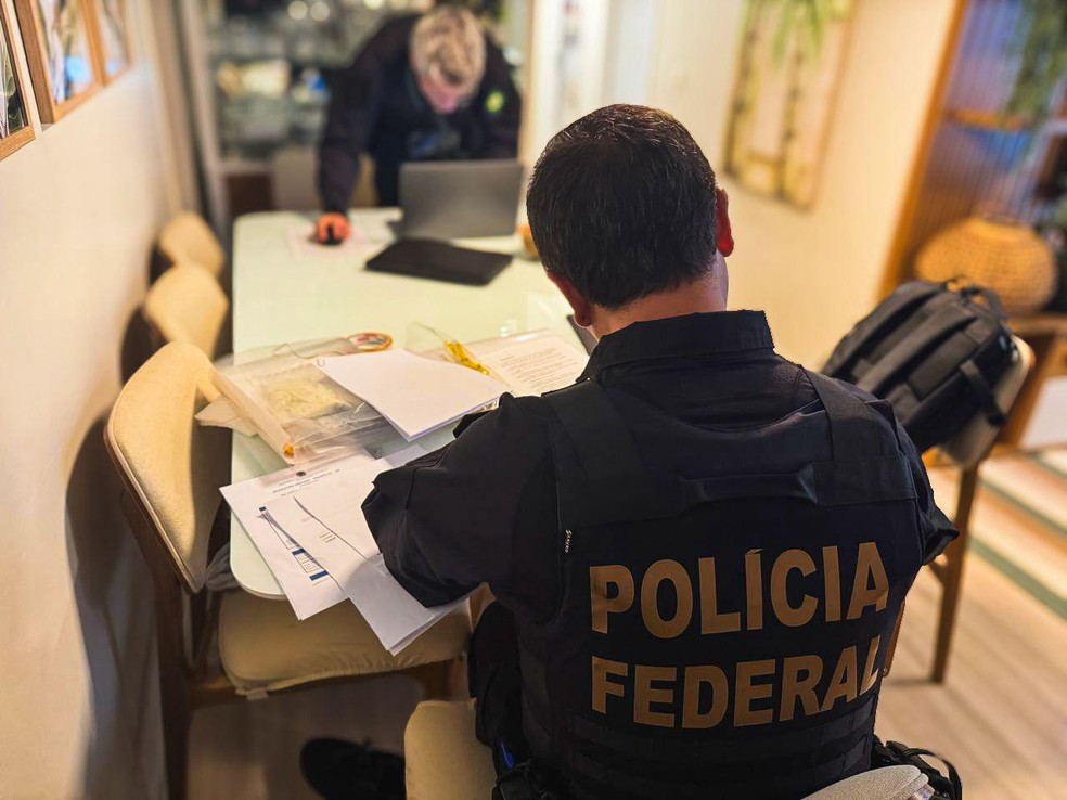 Polícia Federal faz buscas em endereços do dono do Master, Daniel Vorcaro, e parentes, na segunda fase da Operação Compliance Zero — Foto: Divulgação Polícia Federal