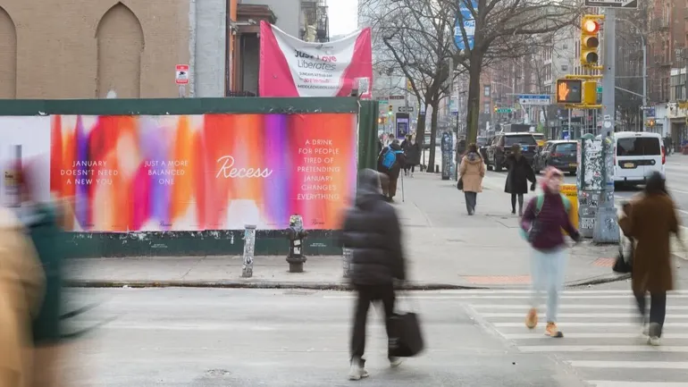 Por que a Recess está repensando o Janeiro Seco como uma tendência de consumo de moderação