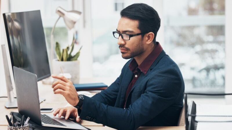 Software de folha de pagamento por hora: recursos e benefícios