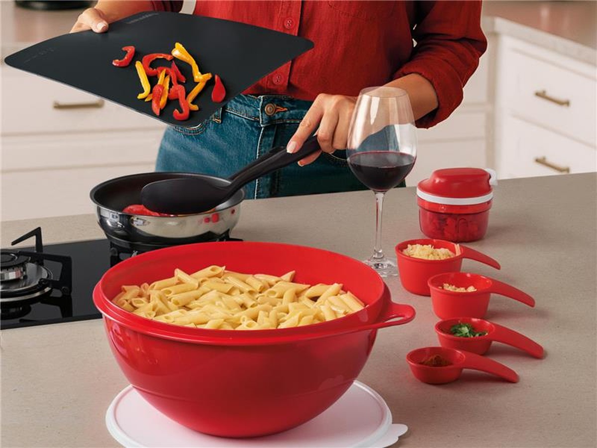 Grupo BeFra firma acordo com a Tupperware LATAM | Dino