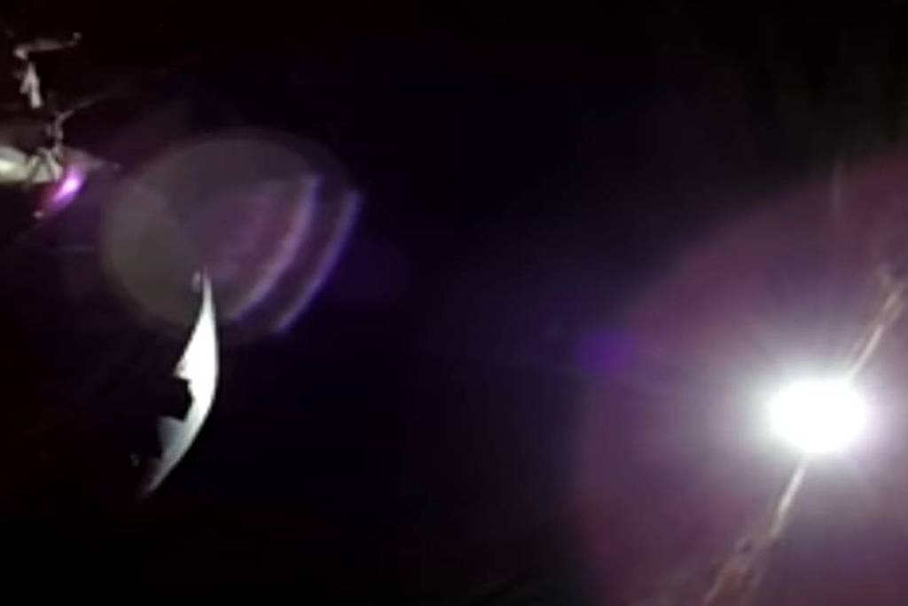 Astronautas da missão Artemis 2 presenciam eclipse solar - 06/04/2026 - Ciência