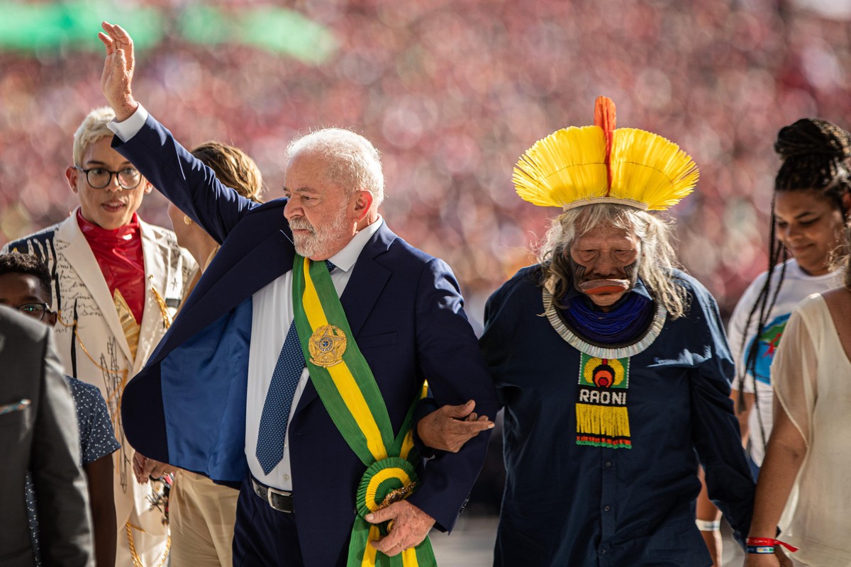 Câmara aprova regras para transição de governos e prevê pena de até um ano de prisão em caso de descumprimento | Política