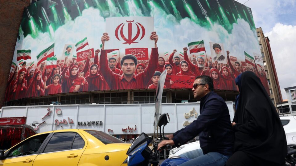 Irã diz que resgate de piloto seria manobra para tomar urânio