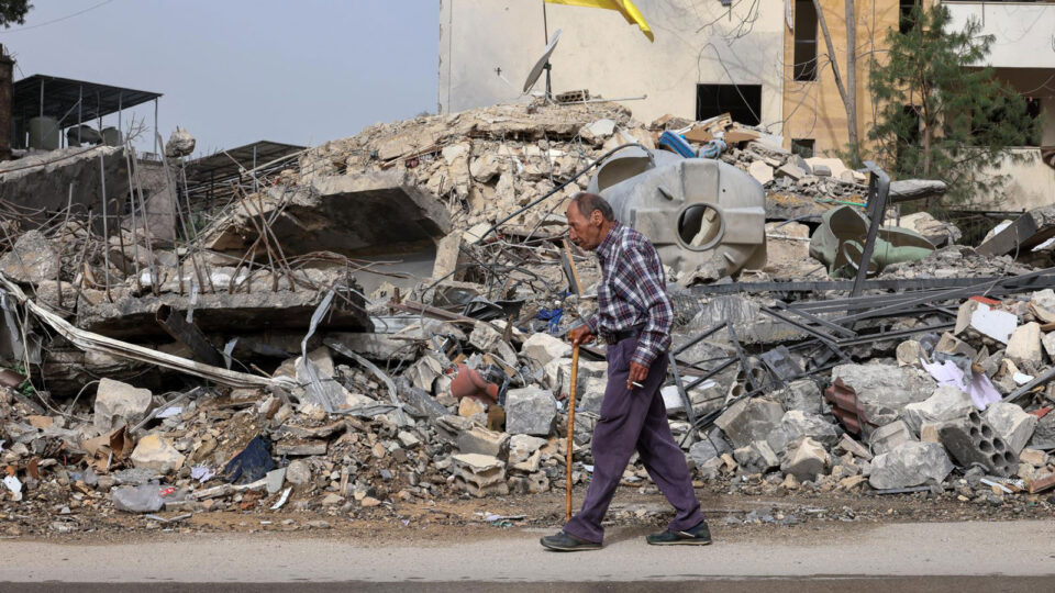 Israel alega "legítima defesa" ao atacar Hezbollah em cessar-fogo