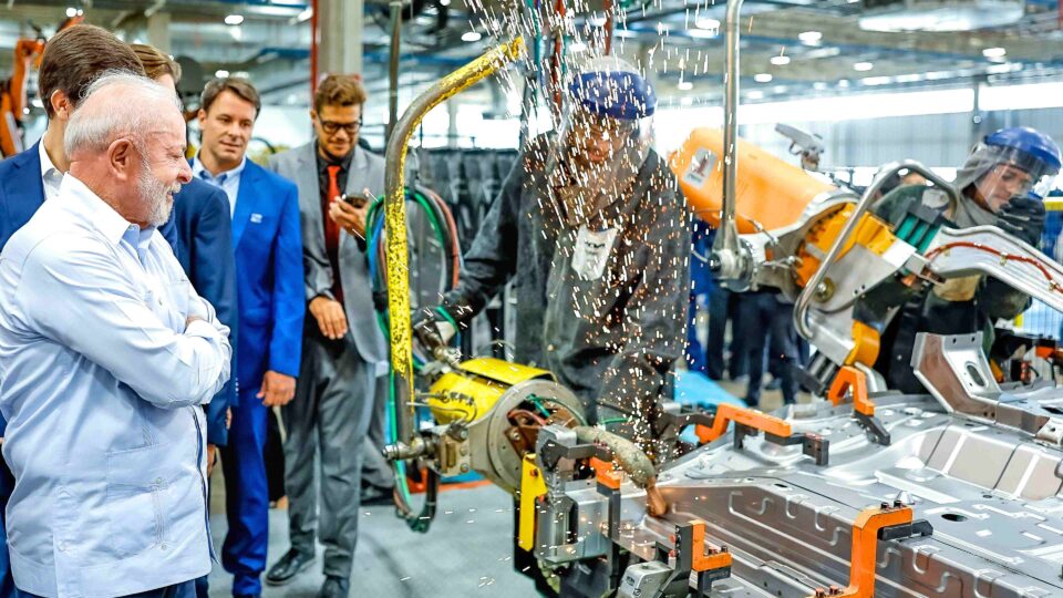 Risco de estagflação no Brasil e gastos do governo Lula