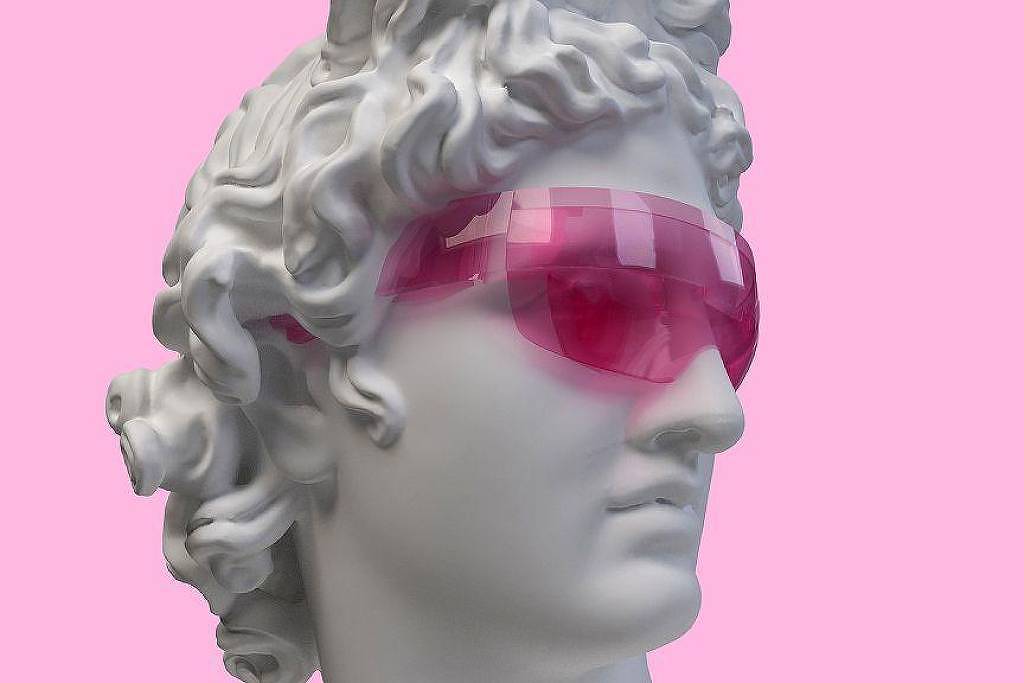 Cabeça de escultura clássica em mármore branco com cabelos cacheados, usando óculos grandes e translúcidos cor de rosa, sobre fundo rosa liso.