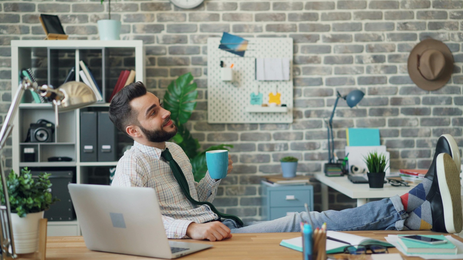 A nova ambição do trabalhador é ter tempo — não apenas dinheiro (Foto: Pexels)