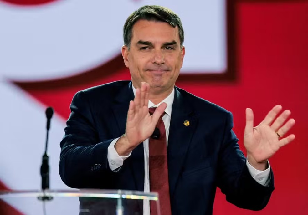 Flávio Bolsonaro — Foto: Daniel Cole / File Photo / Reuters