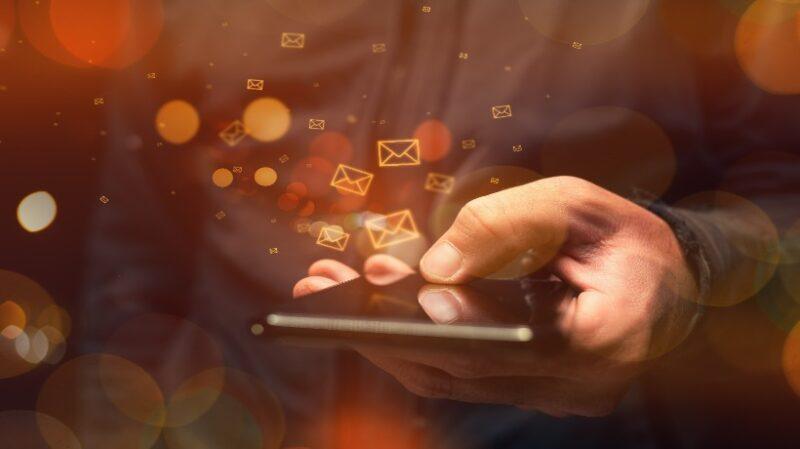 Plataformas de SMS em massa: uma ferramenta eficaz para envolvimento na aprendizagem