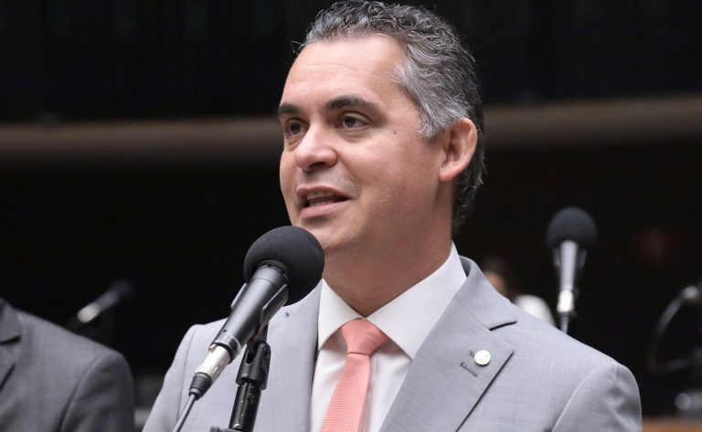 Discussão e votação de propostas legislativas. Dep. Gilson Daniel (PODE - ES)