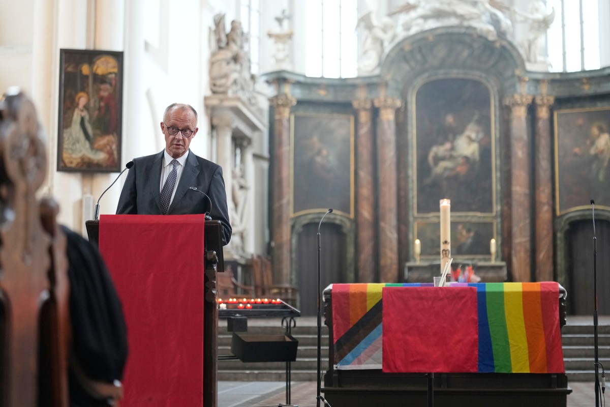 Alemanha classifica ataque na Parada LGBT de Berlim como ato de terrorismo islâmico | Mundo