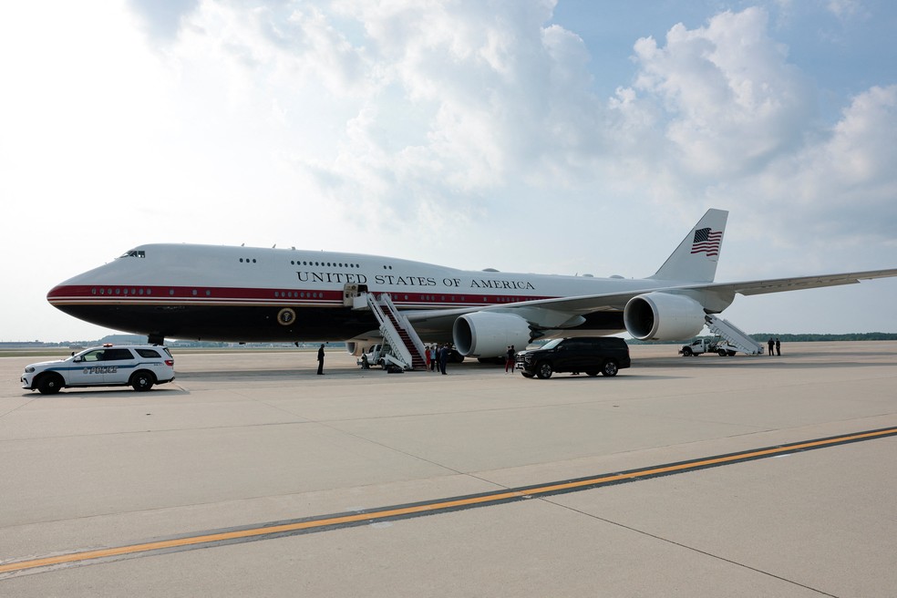O novo Air Force One, um avião oferecido pelo governo do Catar, na Base Aérea Conjunta Andrews, Maryland, EUA, em 1º de julho de 2026 — Foto: REUTERS/Kylie Coope