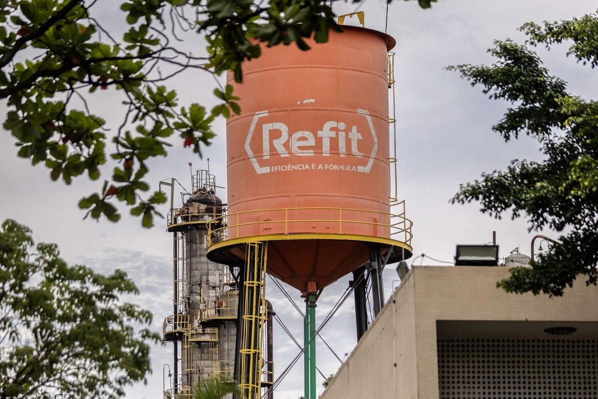 União executa Refit e terreno da refinaria de Manguinhos vai a leilão | Empresas