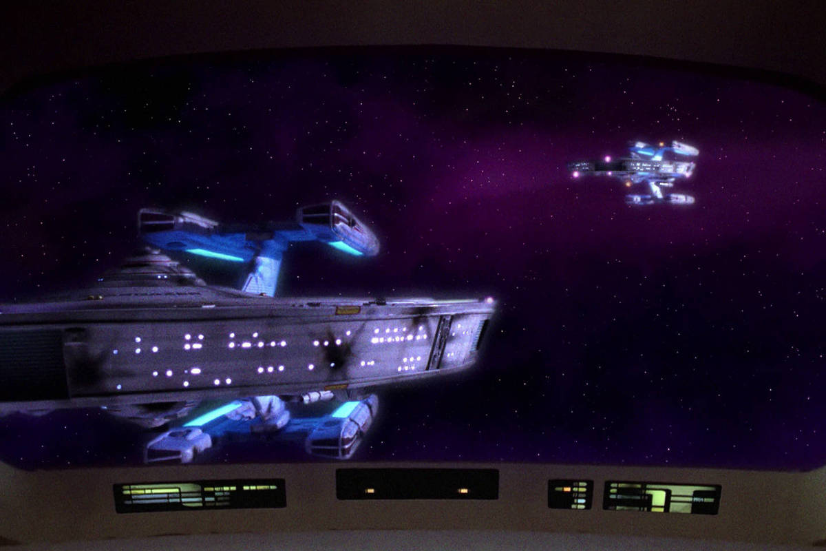 Uma mesma nave aparece em dois lugares ao mesmo tempo em