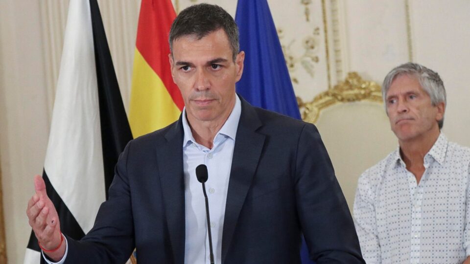 Governo espanhol foi alertado um dia antes sobre invasão de imigrantes em Ceuta