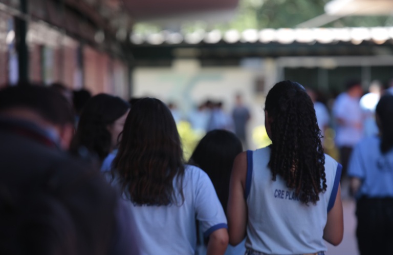desigualdades educacionais e evasão escolar