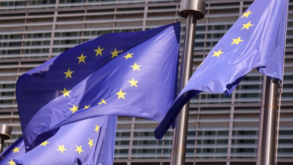 UE anuncia plano para acelerar deportações após crise em Ceuta