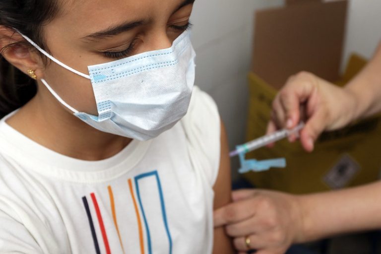 Saúde - coronavírus - pandemia - Covid-19 - vacina - vacinação - vacinação de crianças - Secretaria de saúde do DF antecipa vacinação pra crianças acima de 6 anos(22-01-2022)