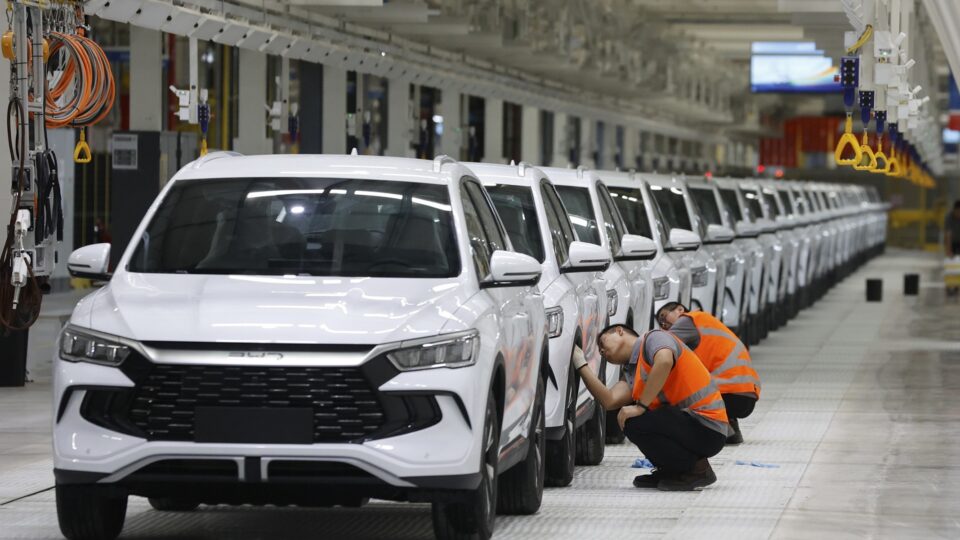 EUA proíbem carros da chinesa BYD em base militar no Japão por risco à segurança